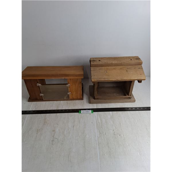(2) Wooden Bird Feeders