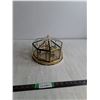 Image 1 : Indoor Brass & Glass Light Fixture 10"