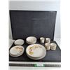Image 1 : 20 Piece  Ming Pao Dinner Set (NIB)