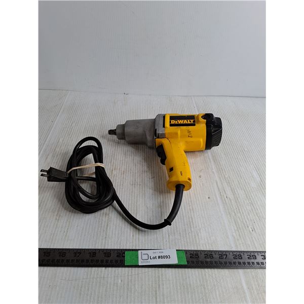 Dewalt Corded 1/2-Inch Impact Wrench (powers on)