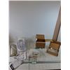 Image 1 : White Westinghouse Mixer Works with Beaters & Box Food Processor As-Is Decorator Bottle Set Cake Tin