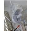 Image 6 : White Westinghouse Mixer Works with Beaters & Box Food Processor As-Is Decorator Bottle Set Cake Tin