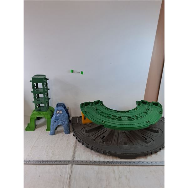 Large Railroad Trainyard Toy Playset Base As-Is No Trains