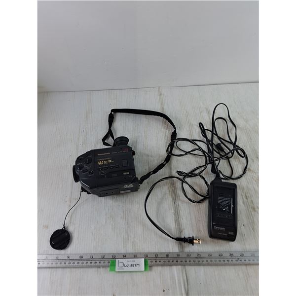 Panasonic Digital Audio Focus Camcorder Untested As-Is, Video AC Adaptor Powers On