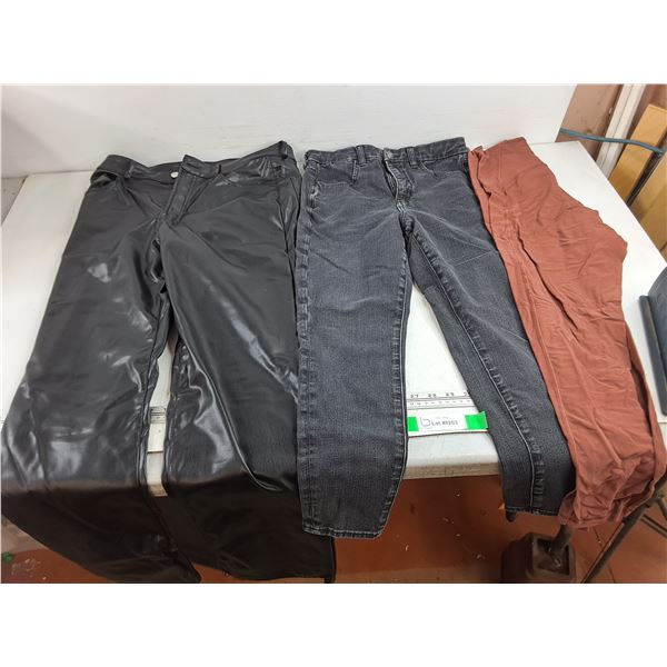 Leather Pants, Denim Jeans & Leggings - Size M