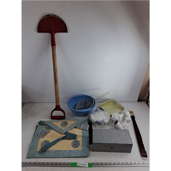 Garden Edger, Strainers, Light Fixture, BBQ Brush, Paper Plates, Locking Box, Misc, Pickup Preferred
