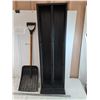 Image 6 : *Towel Rack, Small Show Shovel, Movie/DVD Shelf No Shipping
