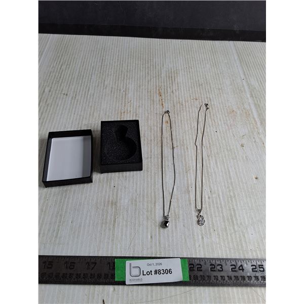 (2) Silver Coloured Necklaces ( cannot authenticate)