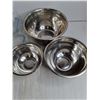 Image 2 : Stainless Bowls and Food Storage Containers