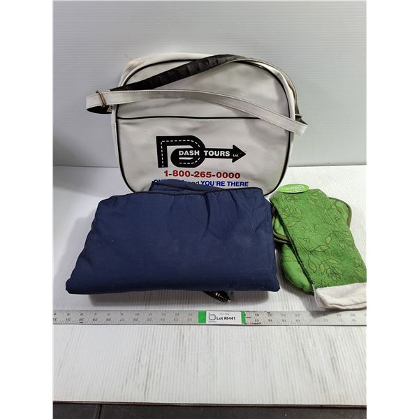 Heated Dog Blanket,Dash Tours Bag,Oven Mitt Set