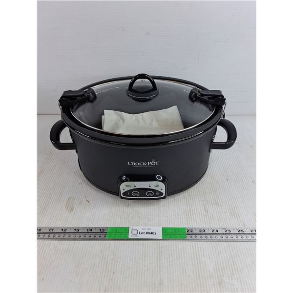 Electric Crock Pot - Powers On, As Is, Pickup Preferred