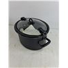 Image 3 : Electric Crock Pot - Powers On, As Is, Pickup Preferred