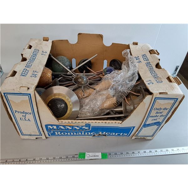 Box of Solar Lights- As Is, Can't Ship