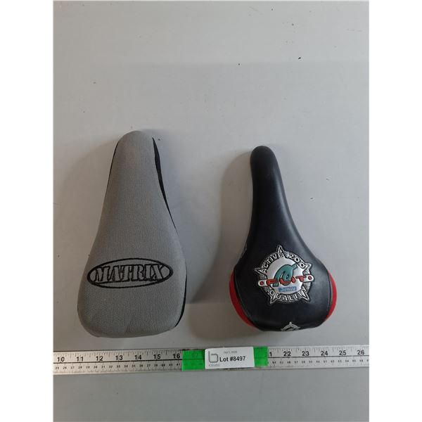 (2) Bicycle Seats