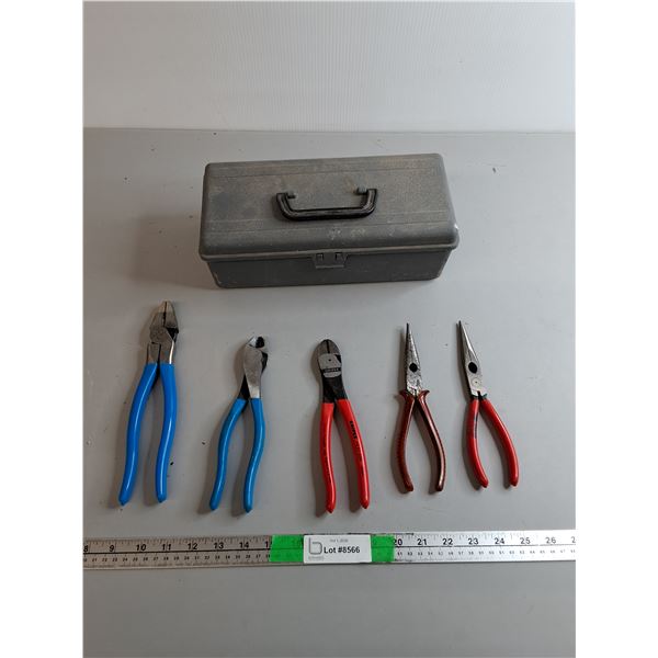 Miscellaneous Pliers & Plastic Storage Case