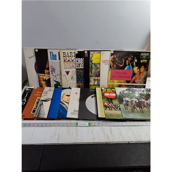 (18) Records-Ink Spots,Barbershop Quartet,Bing Crosby,Walter Ostanek and more