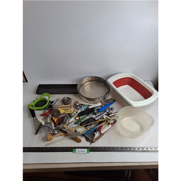Assorted Cake Pans & Kitchen Utensils