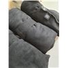 Image 3 : Desk/Office Organizers, Everlast Black Throw Blankets