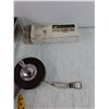 Image 4 : Gas Detector Untested, Thermo-Hygrometer Works, Metric Measurement Tape, Pin-On Pin Spool, Misc