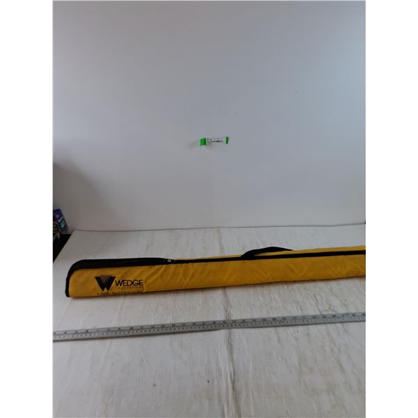 78" Wedge Smart Level With Soft Case Needs Minor Repair (Wire to Battery) As-Is, Pickup Only