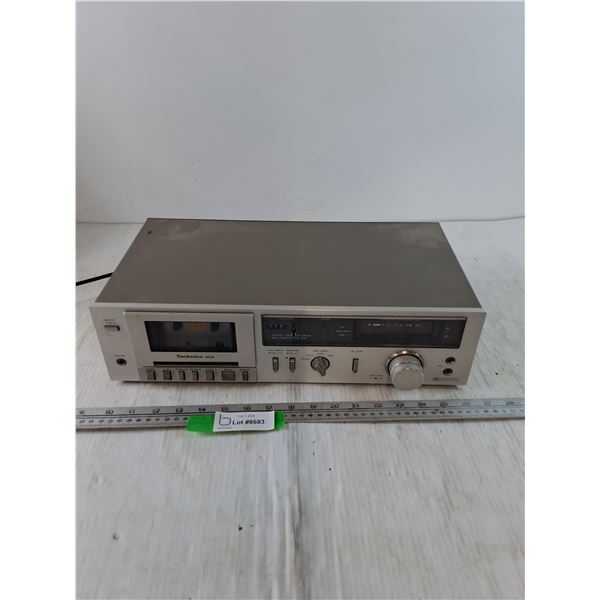 Technics M14 Stereo Cassette Deck Powers On
