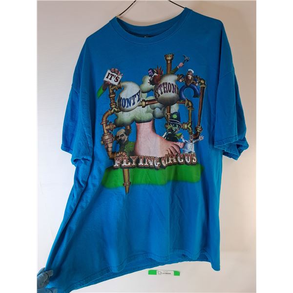 Monty Python Tshirt-2XL