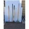 Image 1 : **Rakes & Ice Chipper up to 61"- Can't Ship
