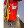 Image 6 : ***26 Gallon Husky Portable Air Compressor No Shipping
