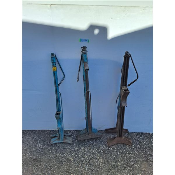 **(3) Bumper Jacks No Shipping