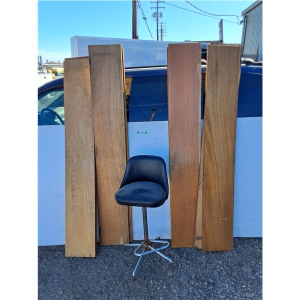 **(8) Closet Doors As-Is, (1) Stool with Back Rest No Shipping