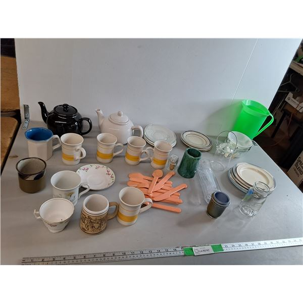 Mugs, Dessert Plates, Teapots, Misc.