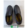 Image 2 : TredSafe Size 11 Black Loafer Shoes