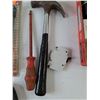 Image 4 : Keyhole Hand Saw, 2 Way Hand Riveter Sealed, Claw Hammer, Level, Breaker Switch, Misc