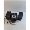 Image 7 : Memorax Digital Compact Disc Player with Speakers Powers On