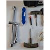 Image 2 : Husky Toolbox, Electric Pencil Engraver Powers On, Various Tools