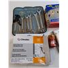 Image 5 : Various Wrenches, Replacement Vent Cap and Gasket Kit, Insulating Film