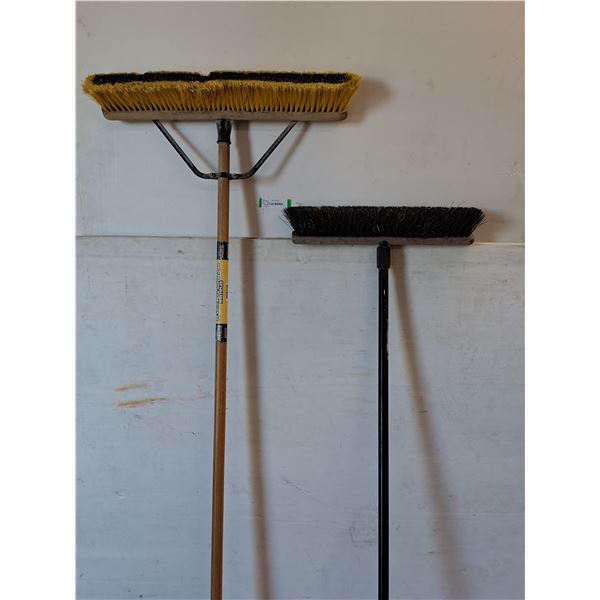 **(2) Push Brooms, Pickup Only