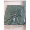 Image 4 : (2) Tarpaulins