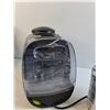 Image 4 : Bosch Coffee Maker Powers On, Nabob Coffee Pods (2) Packs