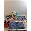 Image 1 : Nike Kid's Size 3 Runners, Women's Medium Blouse, Size 6 Jeans, Medium Skirt & Tshirt, Yoyo Set
