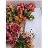 Image 5 : Box of Assorted Fake Flowers