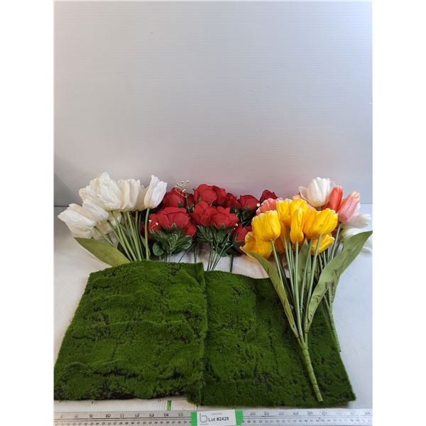 (1) Box Plastic Flowers, Fake Grass Mats