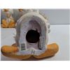 Image 5 : (3) Clay Gooselings Outdoor Decor