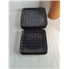Image 4 : Assorted Kitchenware & Sealed Silicone Cooking Mat