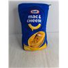 Image 4 : Kraft Mac & Chees Plush Pillow With Removeable Plush Macaroni