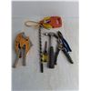Image 2 : Assorted Hand Tools & 30 Meter Tape Measure