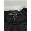 Image 2 : (4) Women's Tops - Medium and Large Sizes