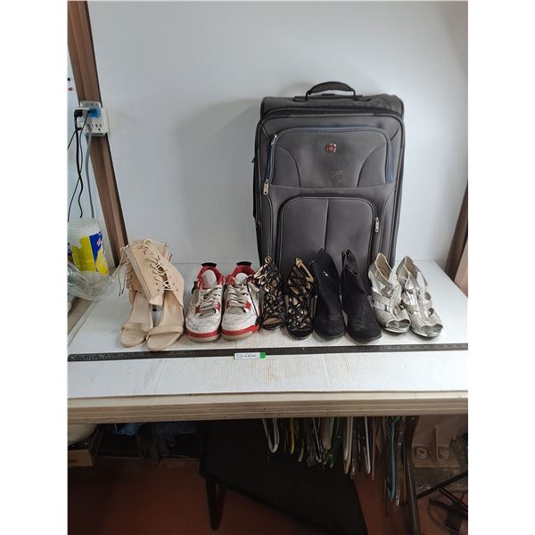 Swiss Gear Rolling Suitcase - 24x16x8" - , (5) Pairs of Shoes