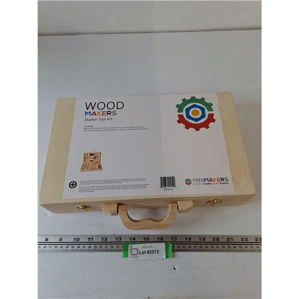 New Minimakers Woodmakers 16-Piece Starter Tool Kit Opened