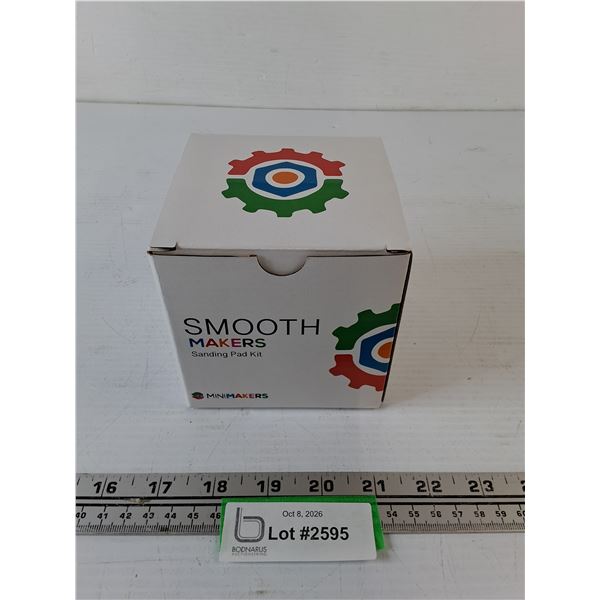 New 8 Pack Minimakers 4x4x1 Sizeable Sanding Pads